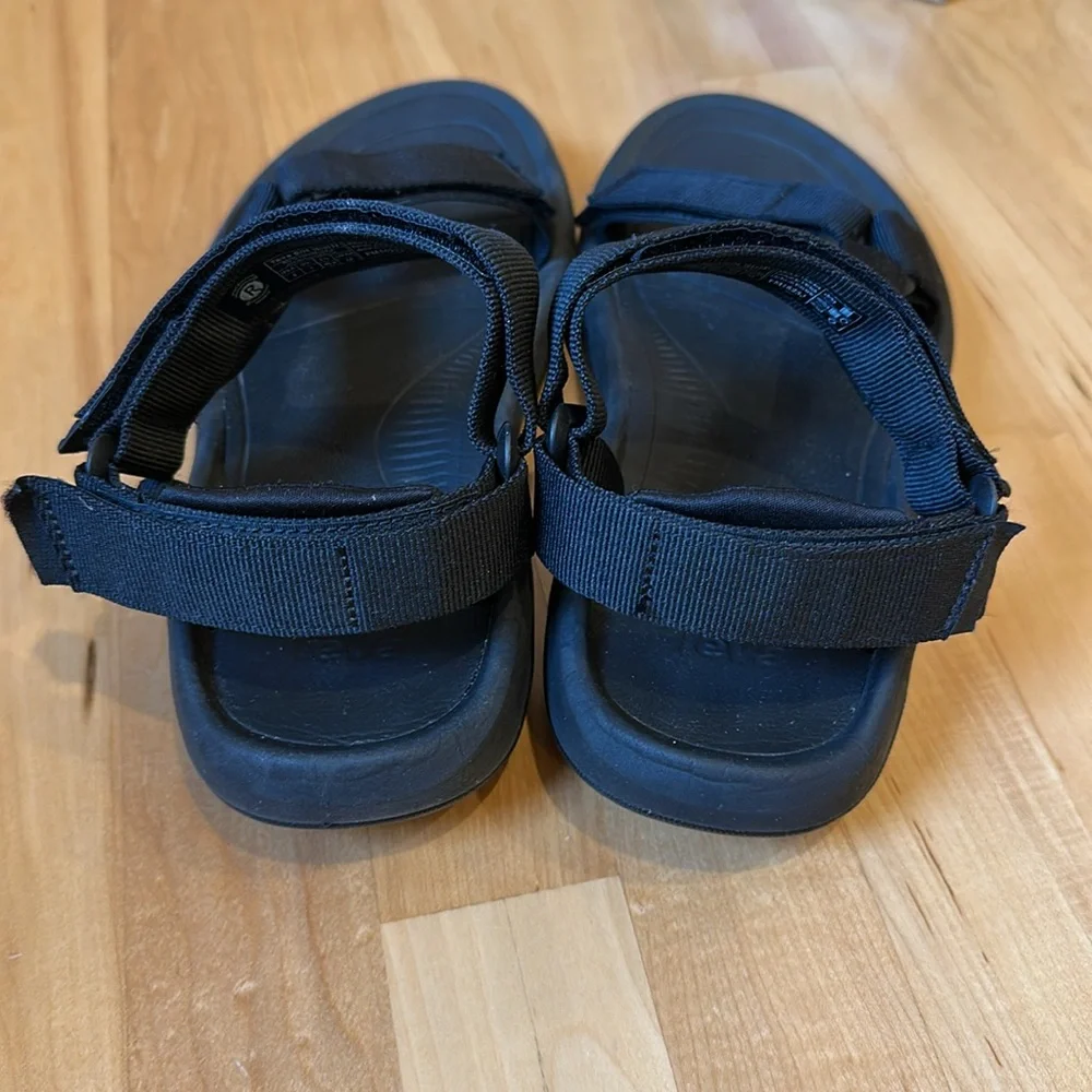 Teva Hurricane XLT2 Black Outdoor Hiking Sandals - Picture 13 of 14